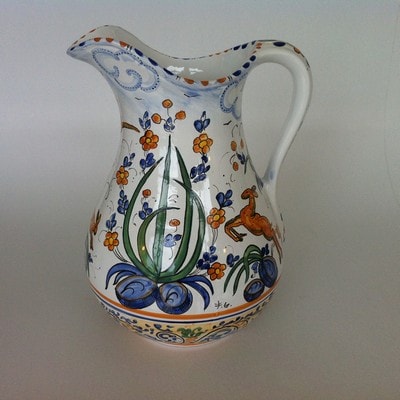 Ceramiche d-Arte di Albisola - Maioloica, in stiel Calligrafico.
Brocca per acqua.